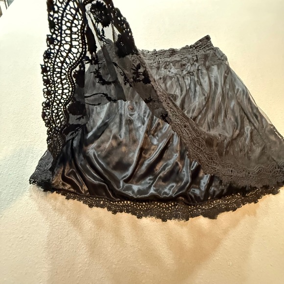 Forbidden Black Lace Sheer Mesh Overlay Dark Romantic Goth Skirt Women L - Picture 2 of 12